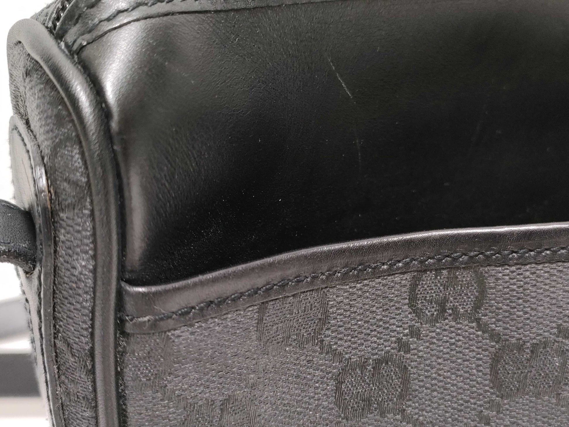GUCCI GG Supreme Gucci Shoulder Bag Shoulder Bag