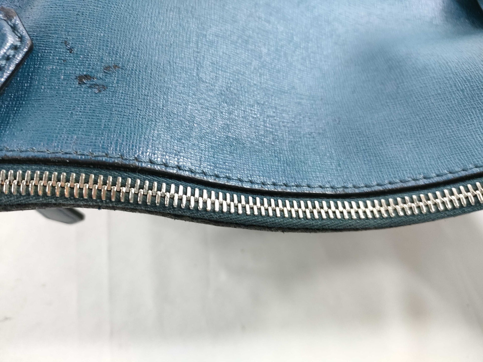 GUCCI Marmont Shoulder Bag