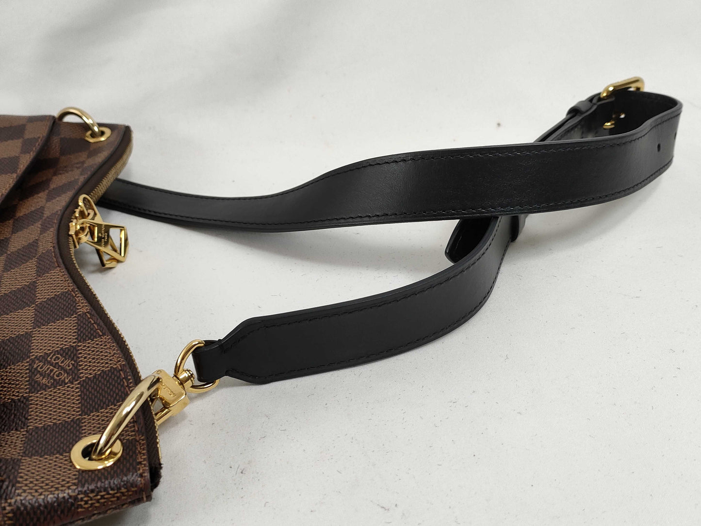 LOUIS VUITTON N 50062 Damier LOUIS VUITTON Louis Vuitton Odeon NM MM Damier Shoulder Bag RFID Model N50062 Shoulder Bag
