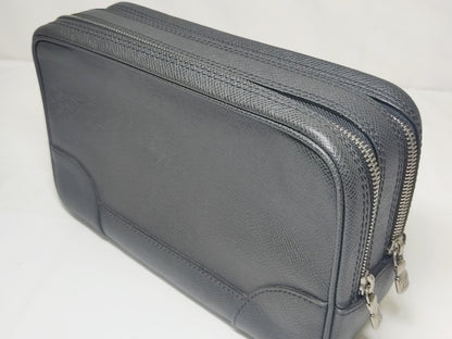 LOUIS VUITTON Pavel M31142 Taiga/Ardoise Second Bag