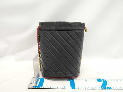 GUCCI GG Marmont Mini Bucket Shoulder Bag 573817 Black Beige with Gold Hardware Leather 525040 Shoulder Bag