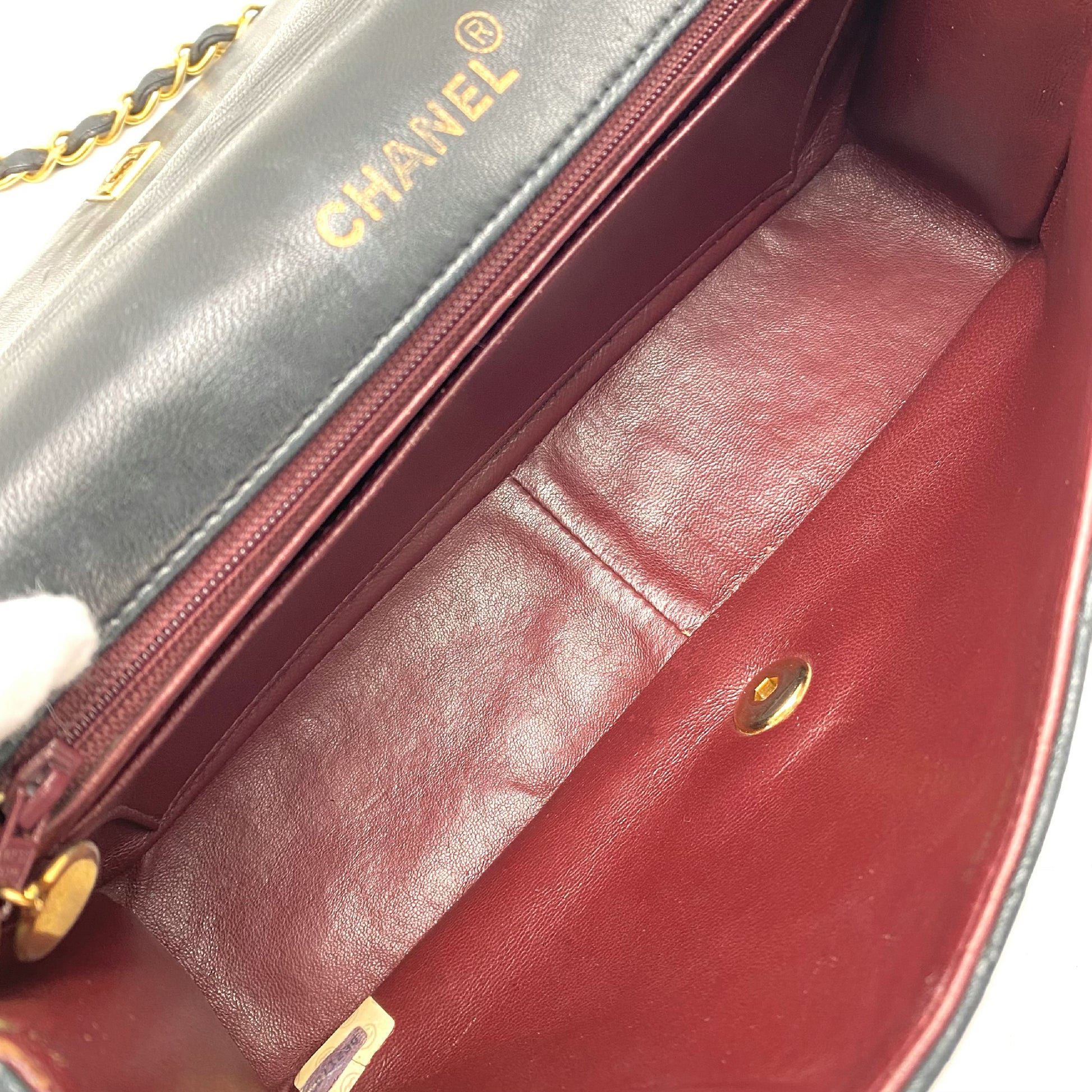 CHANEL CHANEL Matelasse Diana Turnlock Coco Mark Lambskin Chain Shoulder Bag