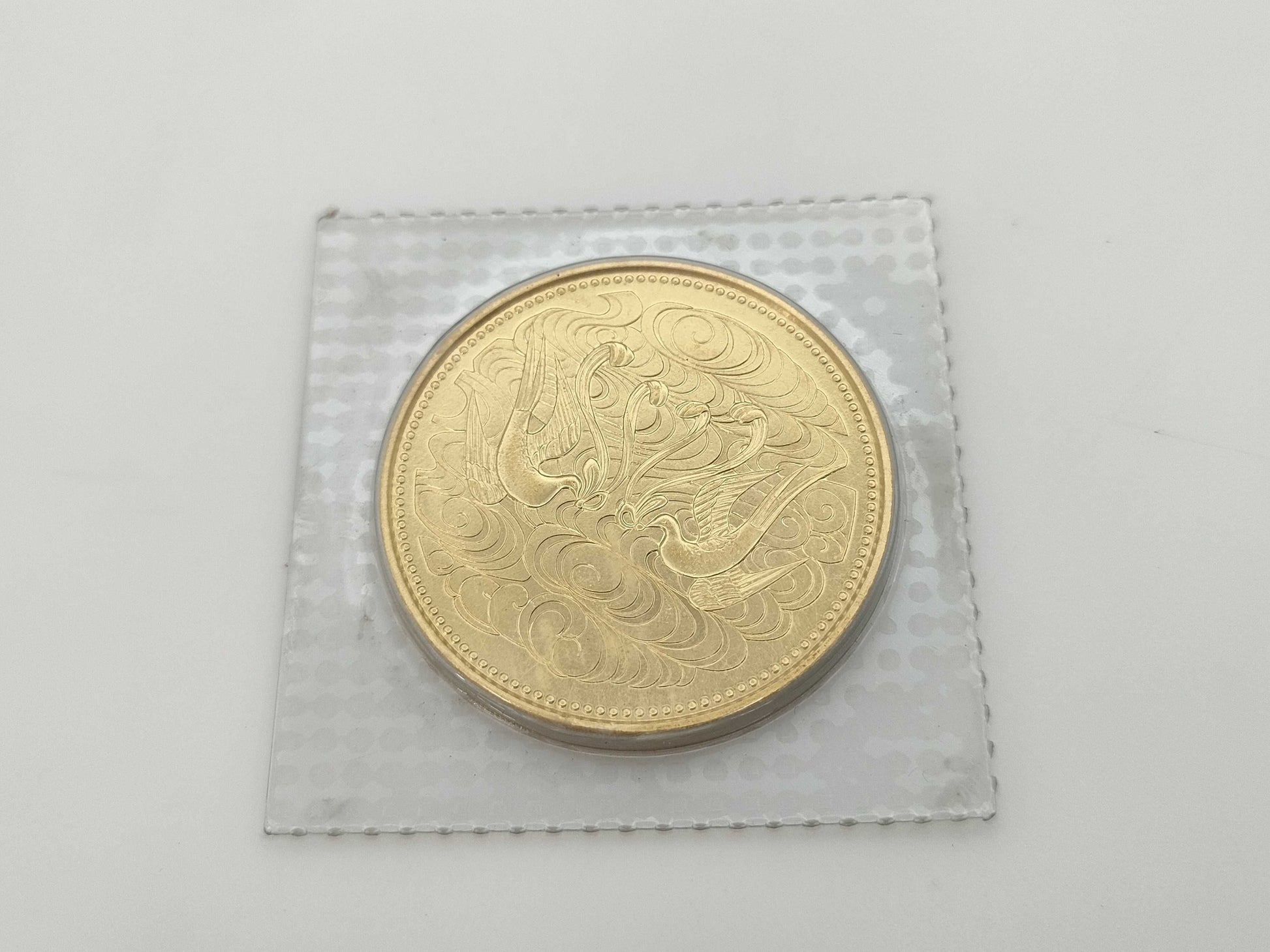 100,000 yen gold coin, 24K gold, 20.0g, other small items 