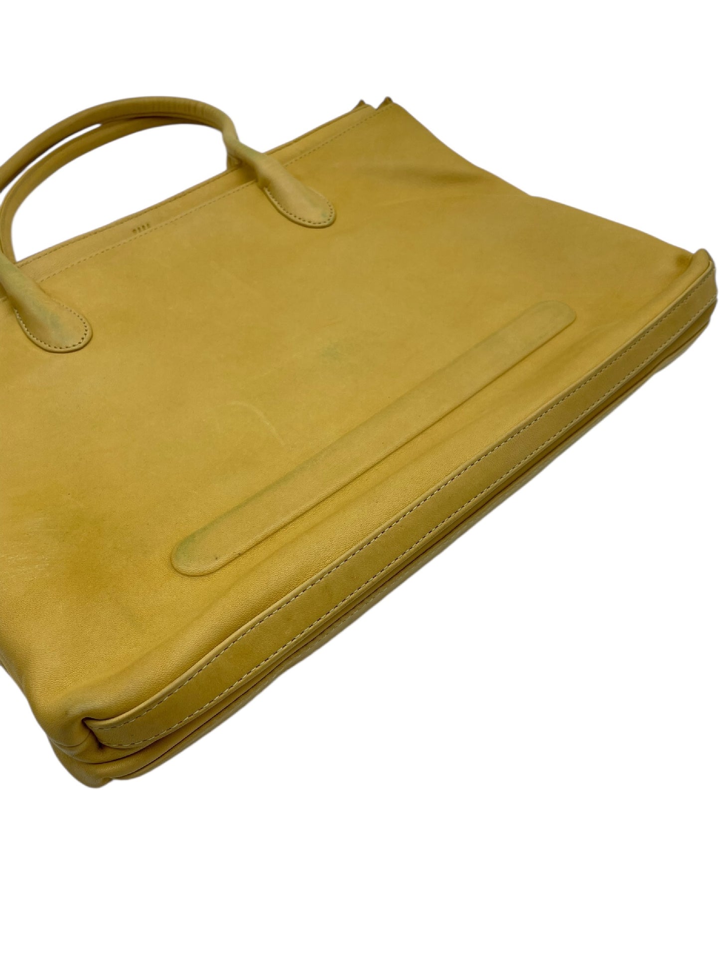 ISSEY MIYAKE ISSEY MIYAKE Genuine Leather Handbag Beige