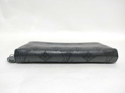 LOUIS VUITTON M61867 Mahina LOUIS VUITTON Zippy Wallet Round Mahina Wallet