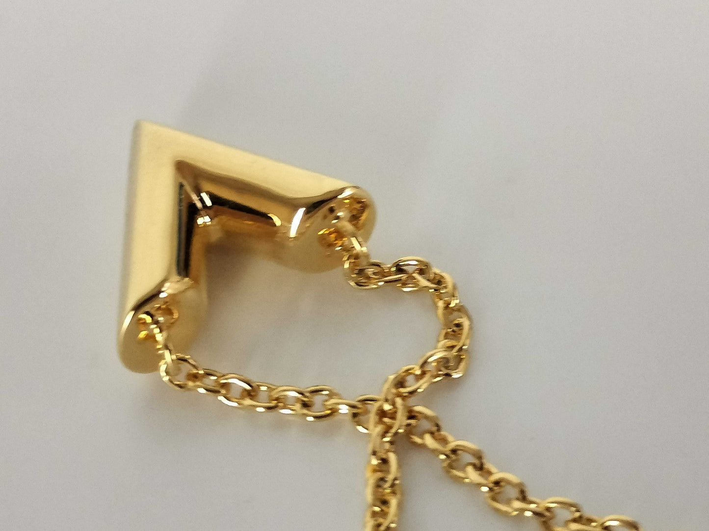 LOUIS VUITTON M61083 LOUIS VUITTON Essential V Gold Necklace M61083 Necklace