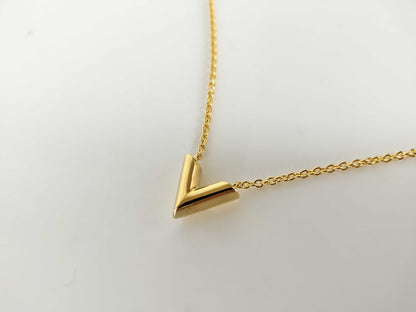 LOUIS VUITTON M61083 LOUIS VUITTON Essential V Gold Necklace M61083 Necklace