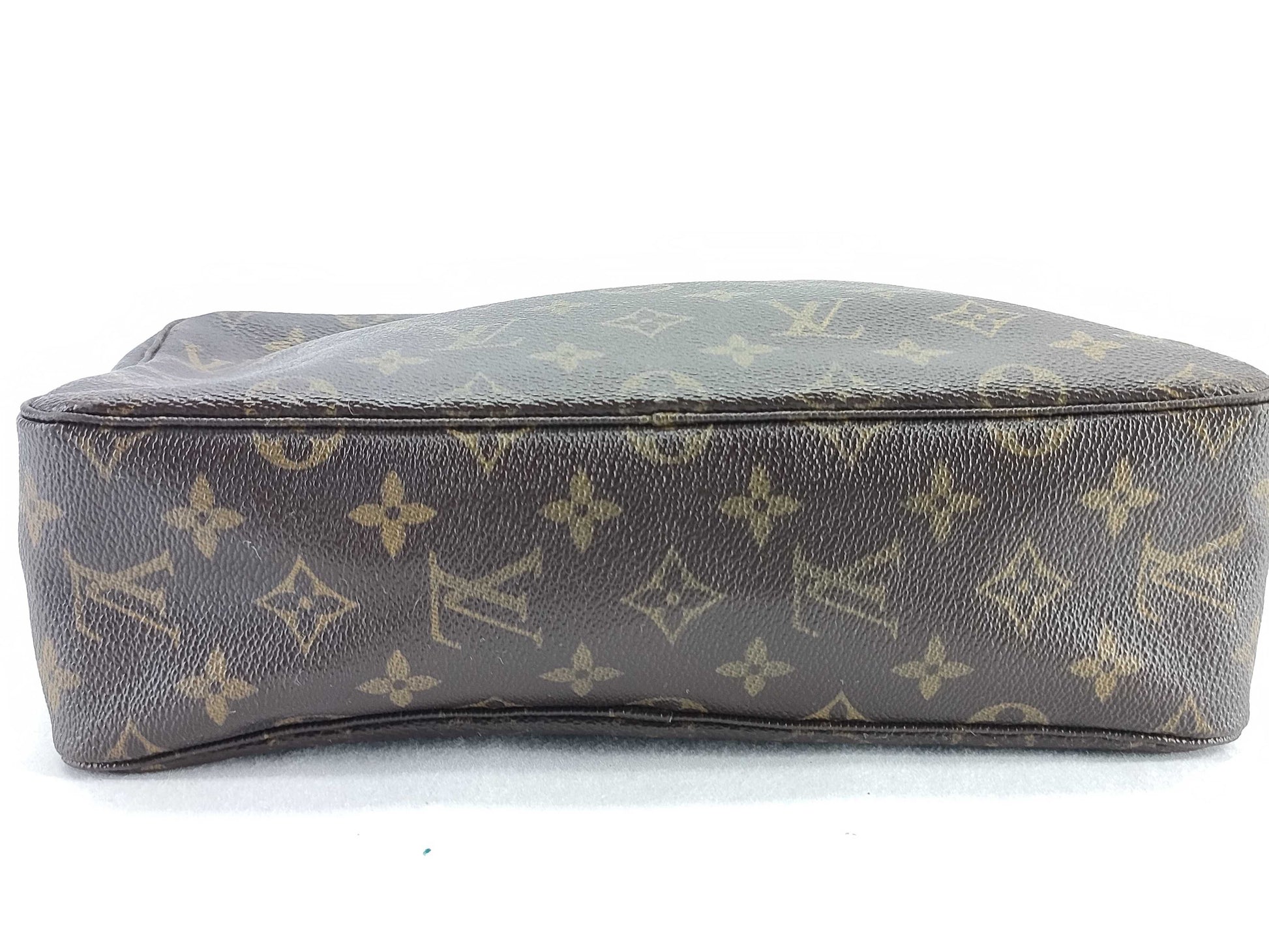 LOUIS VUITTON RFID Unverified 854TH Monogram Louis Vuitton Monogram True Toilet Second Bag