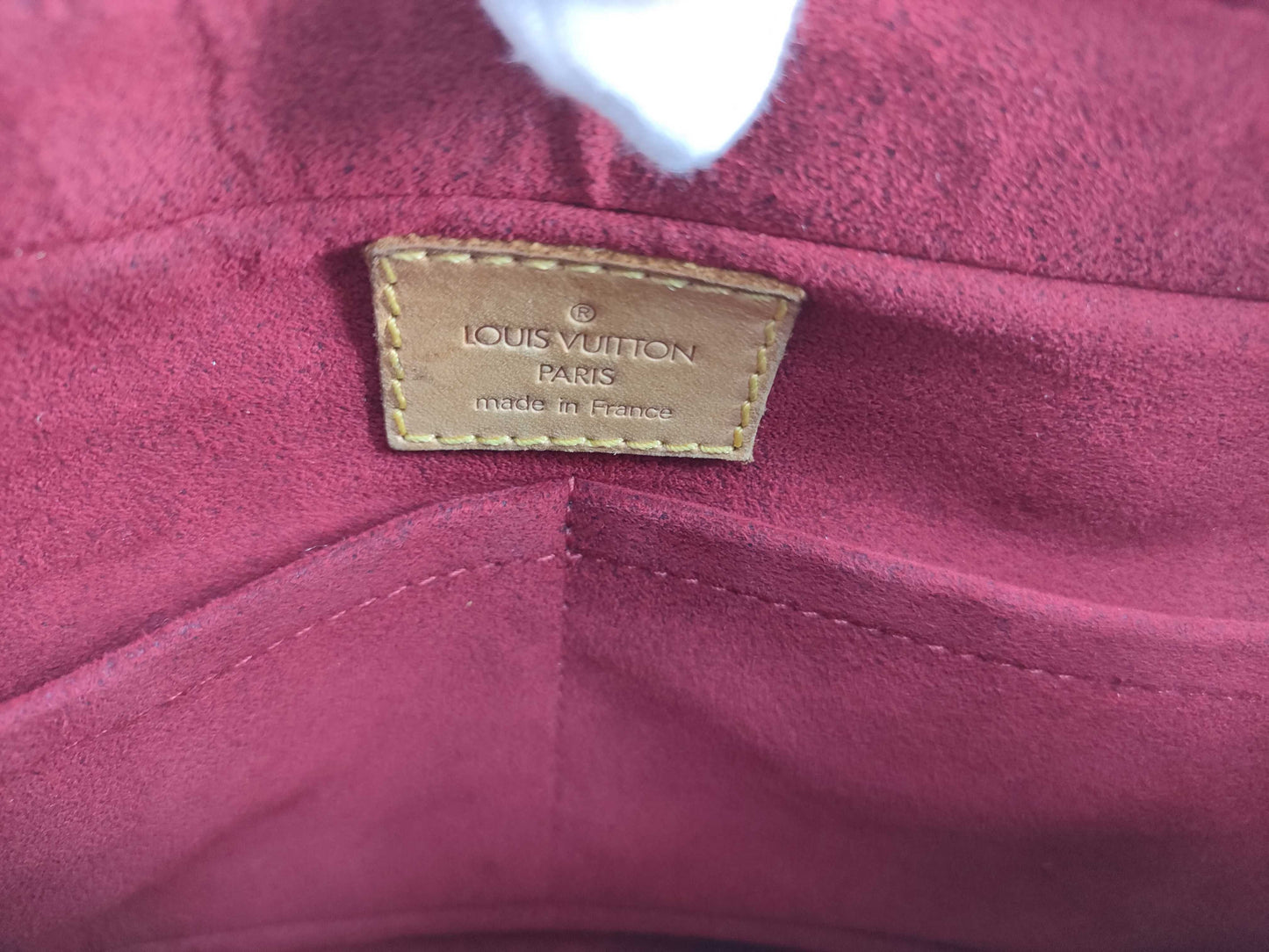 LOUIS VUITTON Monogram Louis Vuitton Monogram Viva Cite MM Shoulder Bag