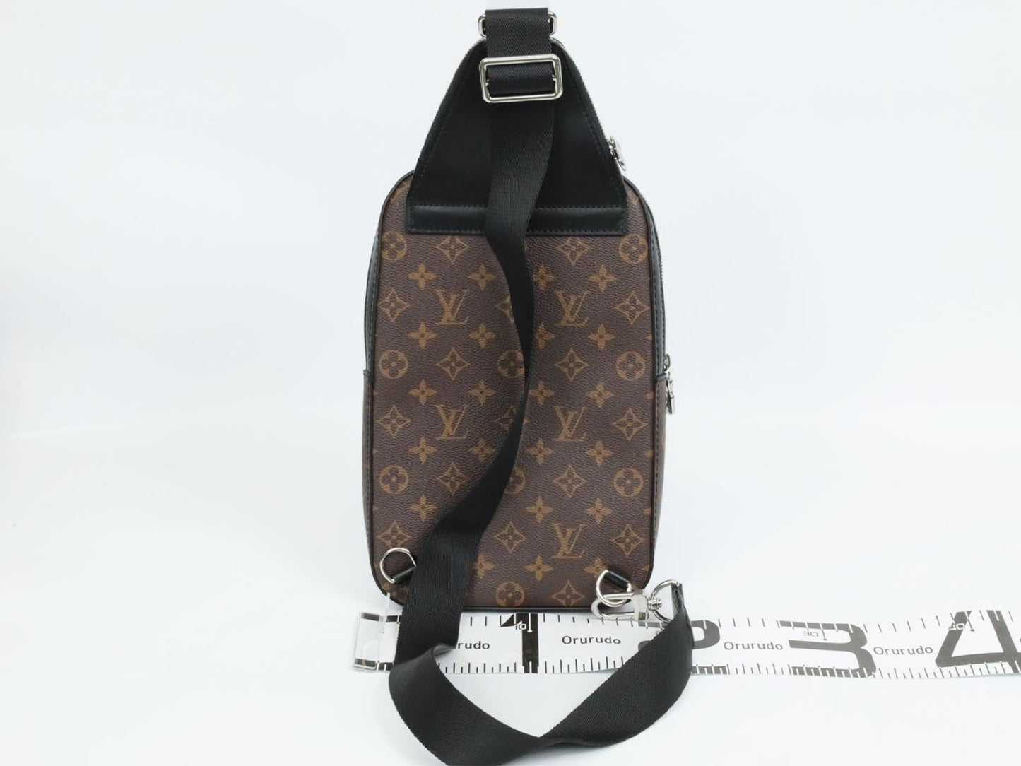 LOUIS VUITTON Avenue Sling Bag M46327 RFID Verified Shoulder Bag