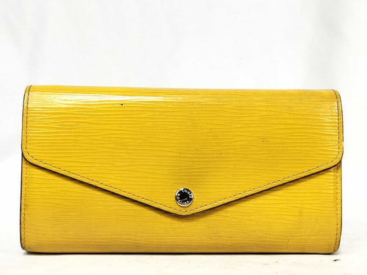 LOUIS VUITTON M60588 Epi Leather LV Epi Portefeuille Sarah M60588 CA5125 Wallet