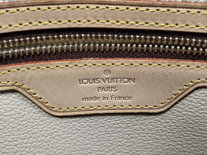 LOUIS VUITTON M42238 Monogram LV Monogram Bucket PM M42238 Shoulder Bag