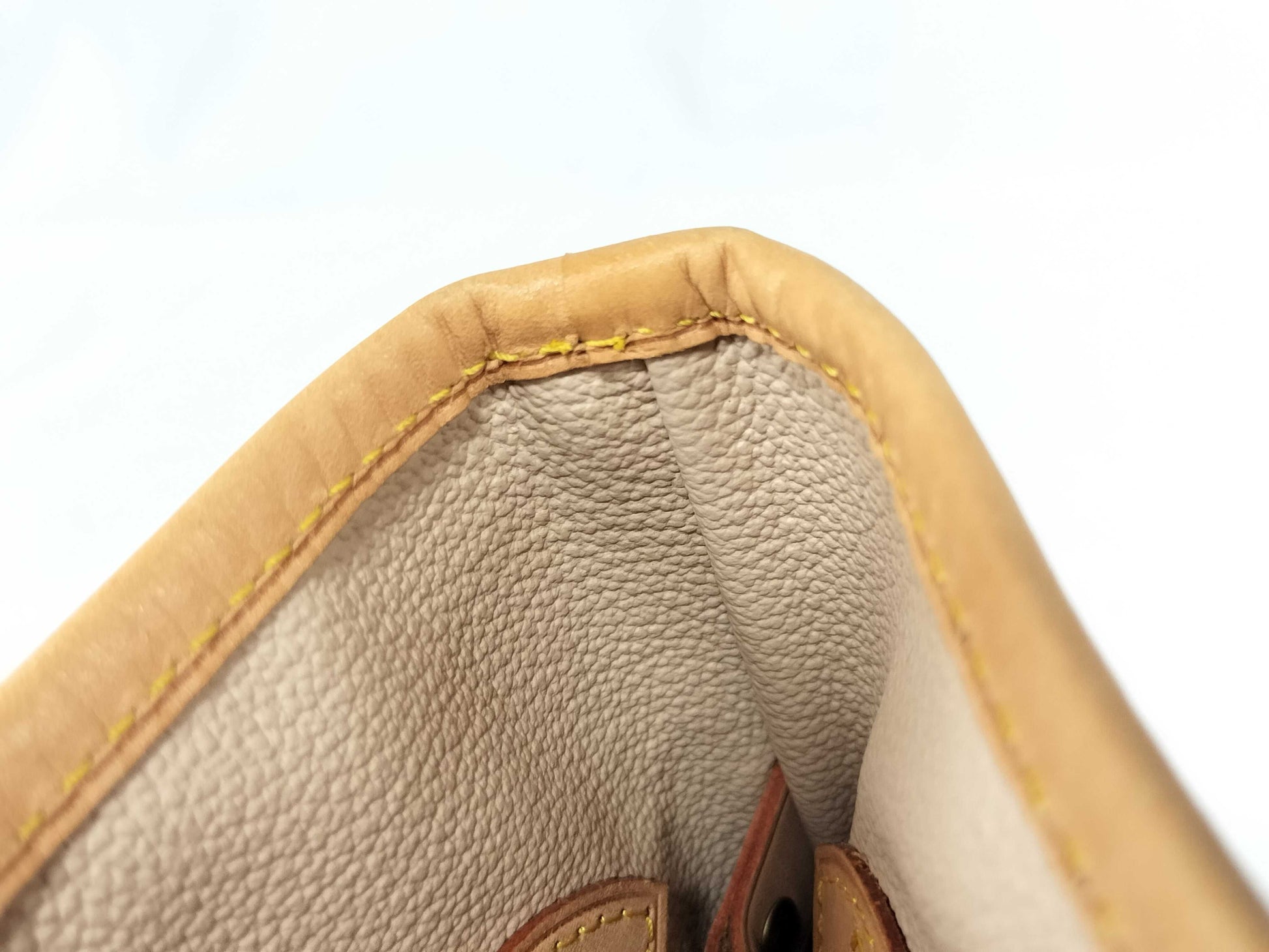 LOUIS VUITTON M42238 Monogram LV Monogram Bucket PM M42238 Shoulder Bag