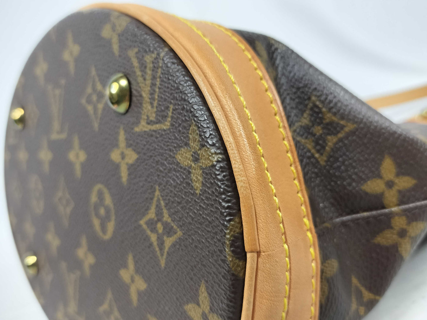 LOUIS VUITTON M42238 Monogram LV Monogram Bucket PM M42238 Shoulder Bag