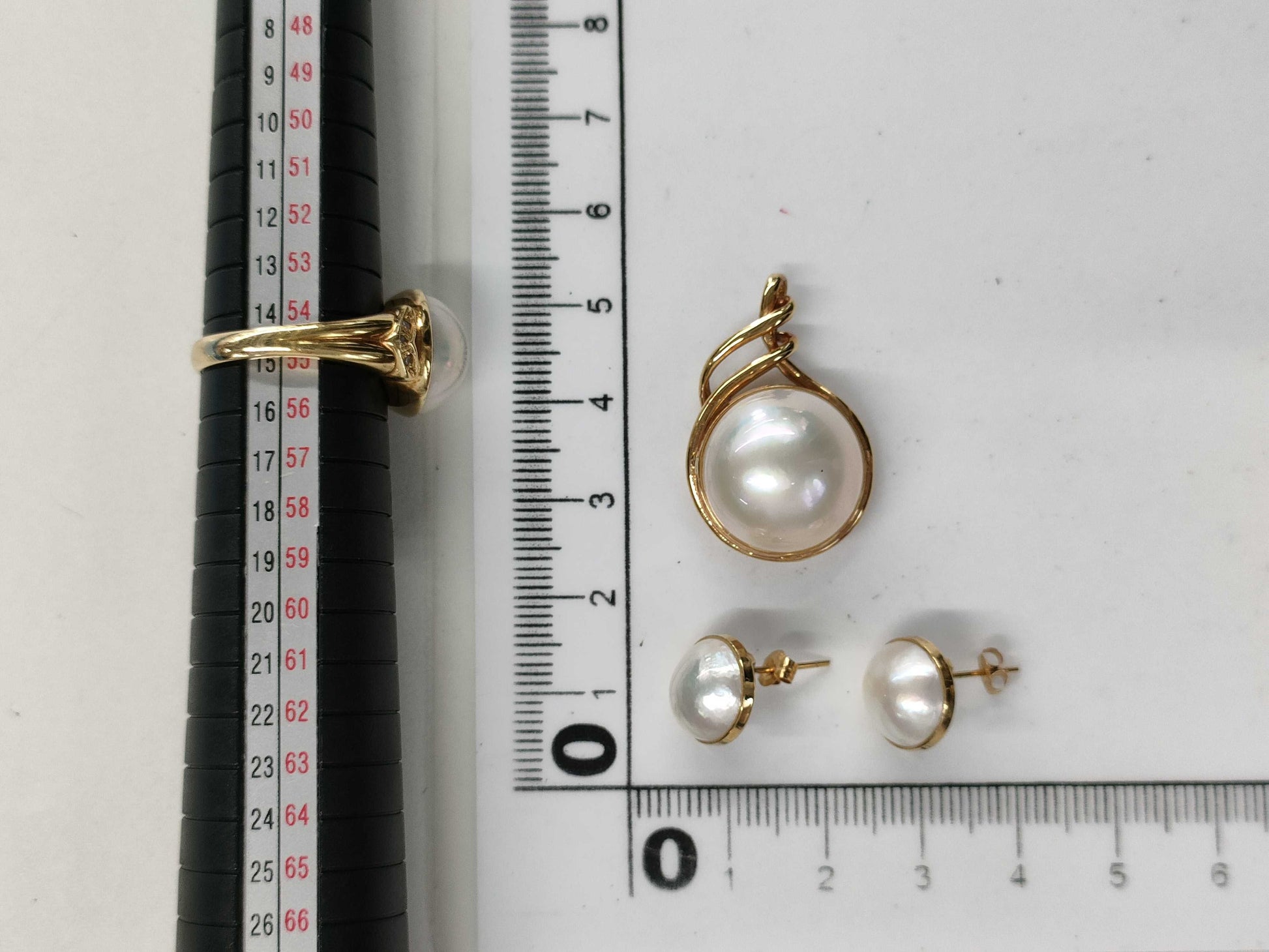 Mabe pearl diameter approximately 10.0-16.2mm D0.04ct K18 12.7g Other small items 