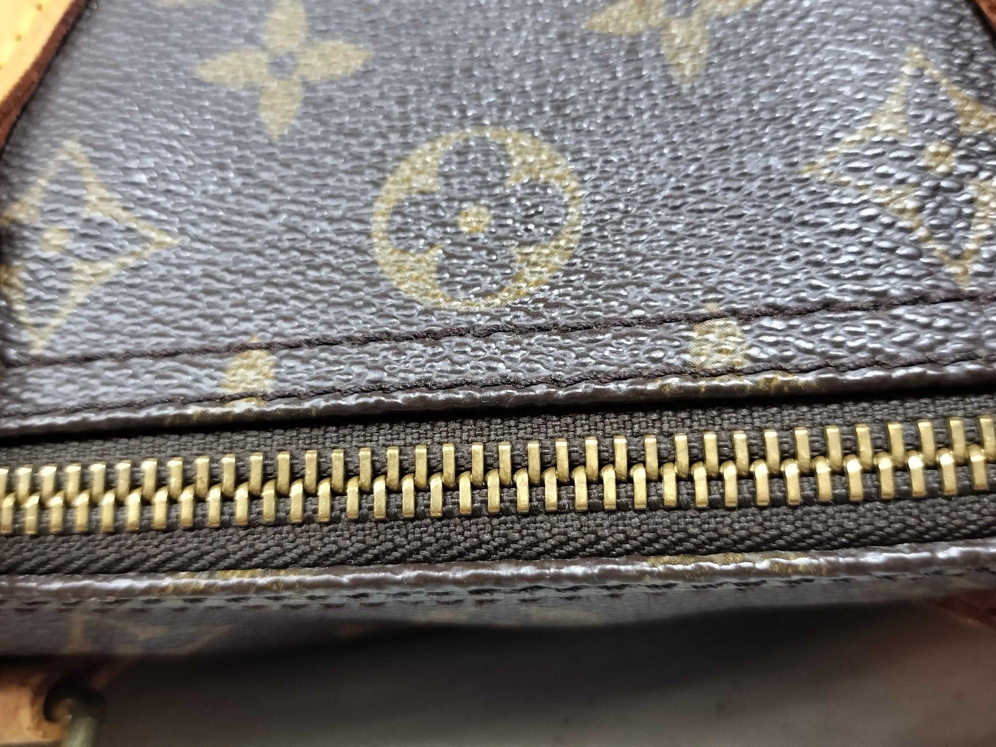 LOUIS VUITTON M41526 Monogram LV Monogram Speedy 30 M41526 Handbag