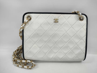 CHANEL Matelasse Two-Tone Shoulder Bag