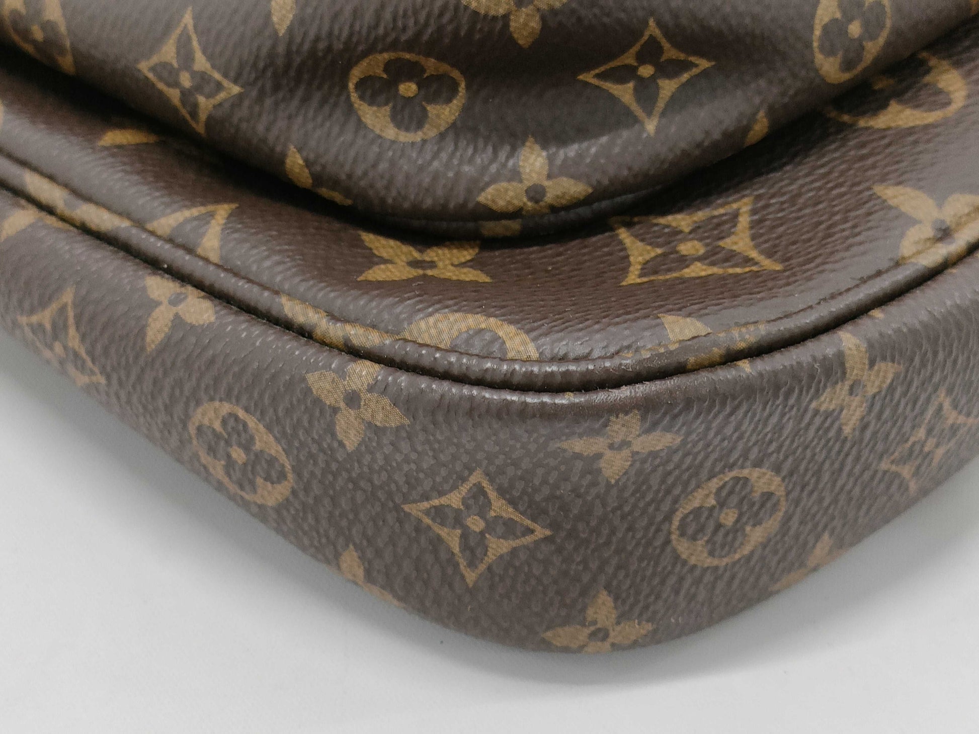 LOUIS VUITTON Monogram Multipochette Accessoires M44840 RFID Verified Shoulder Bag