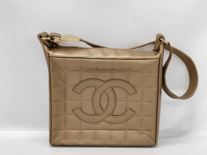 CHANEL Chocolate Bar One-Shoulder Bag with Gold Seal