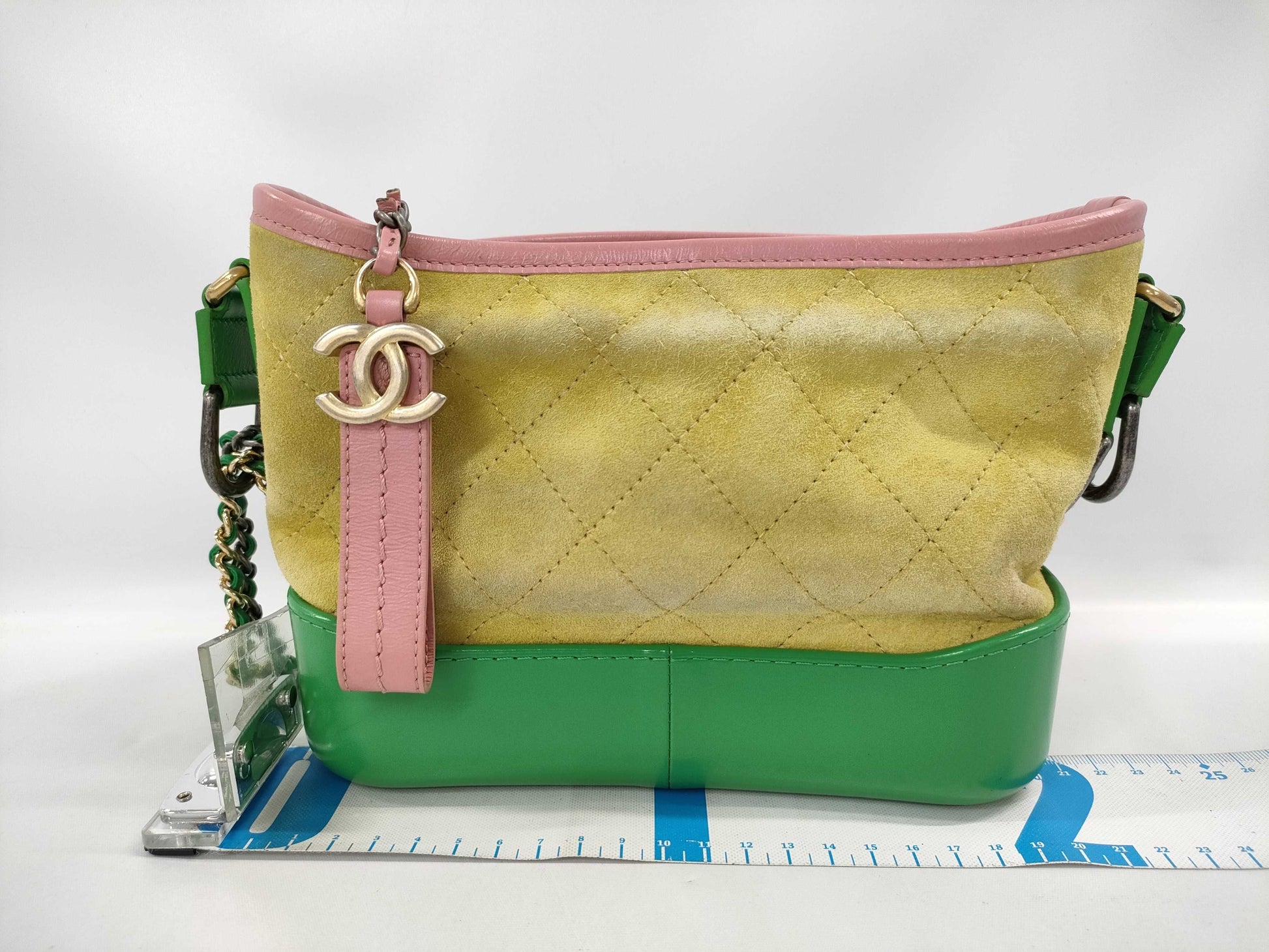 CHANEL Gabriel Chain Shoulder Bag with Seal