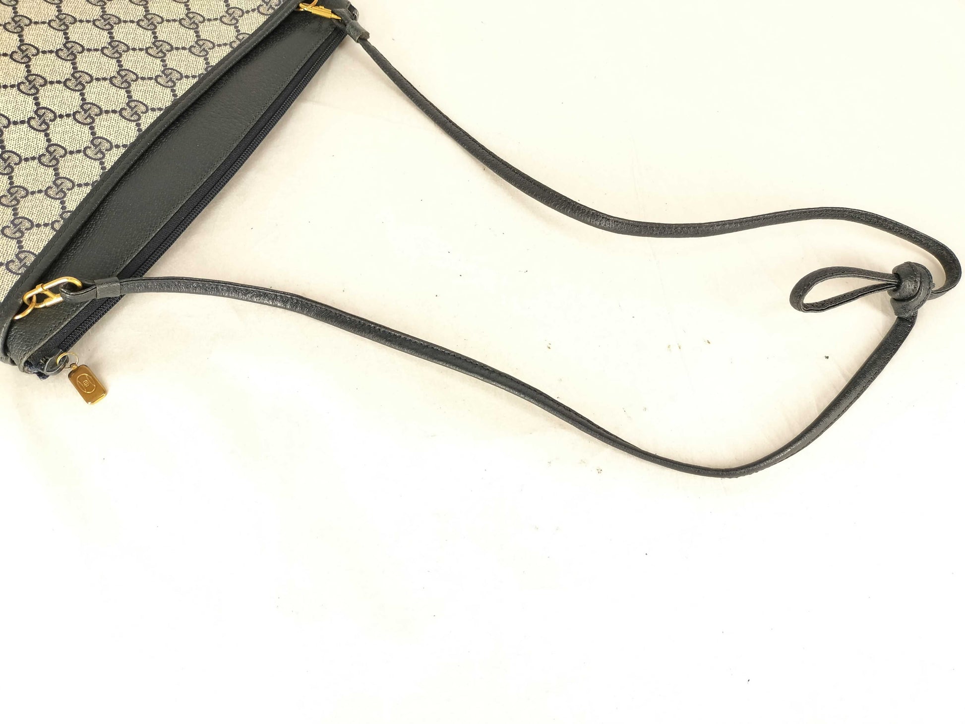 GUCCI Old Gucci 904.02.026 Shoulder Bag Old Gucci Sherry Line GG Supreme Leather Beige Navy Shoulder Bag