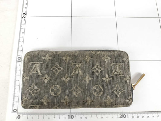 LOUIS VUITTON M95614 Monogram Denim Zippy Wallet Monogram Denim Wallet