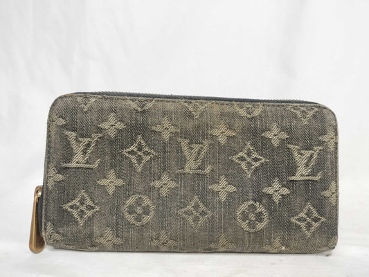 LOUIS VUITTON M95614 Monogram Denim Zippy Wallet Monogram Denim Wallet