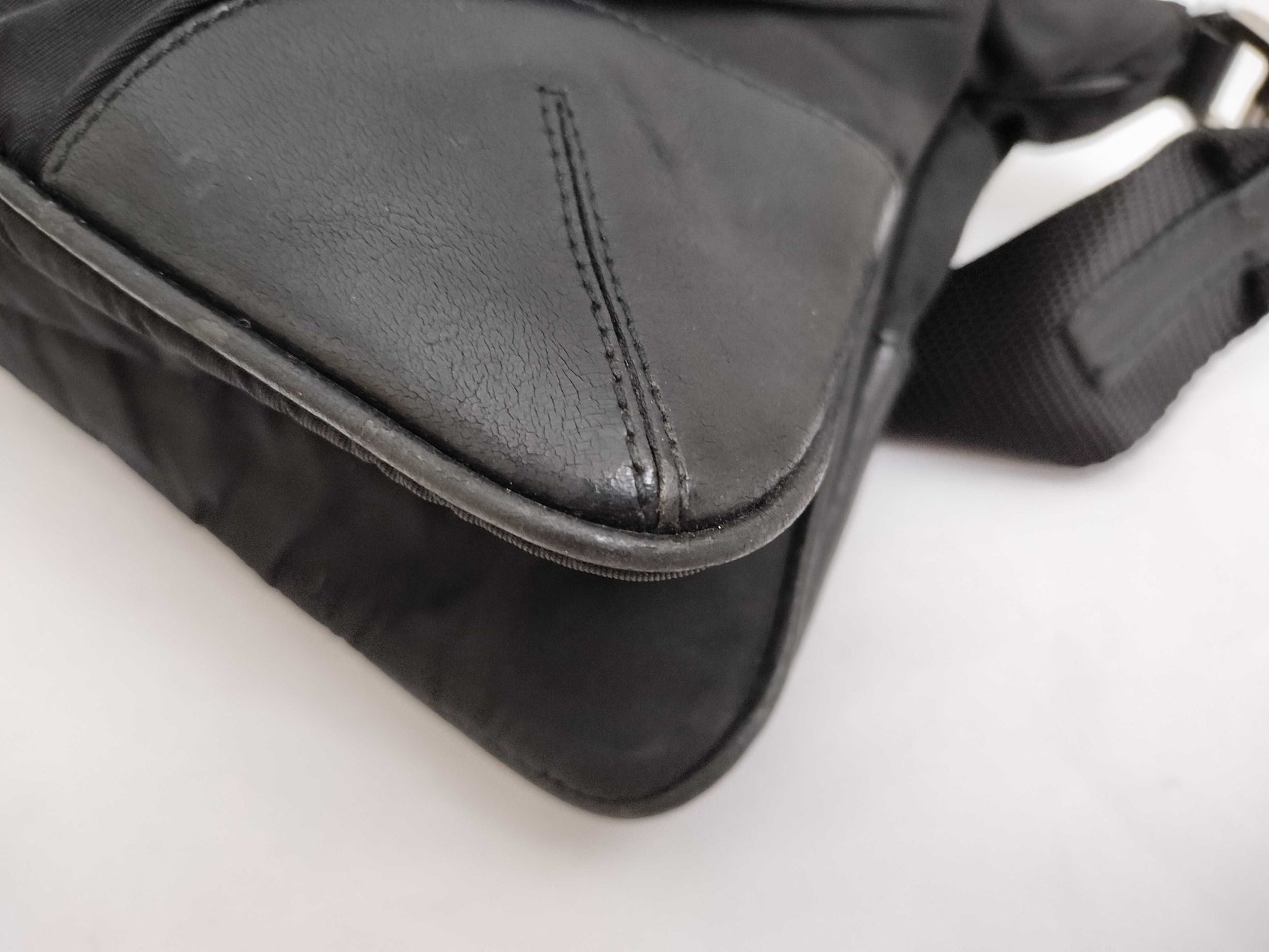 PRADA nylon one-shoulder nylon shoulder bag