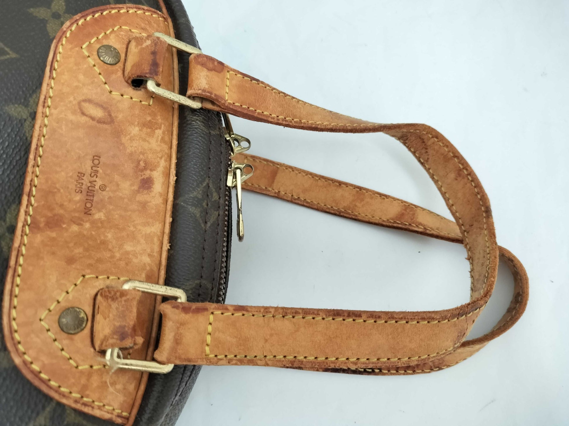 LOUIS VUITTON M41450 Monogram Excursion M41450 Monogram Handbag