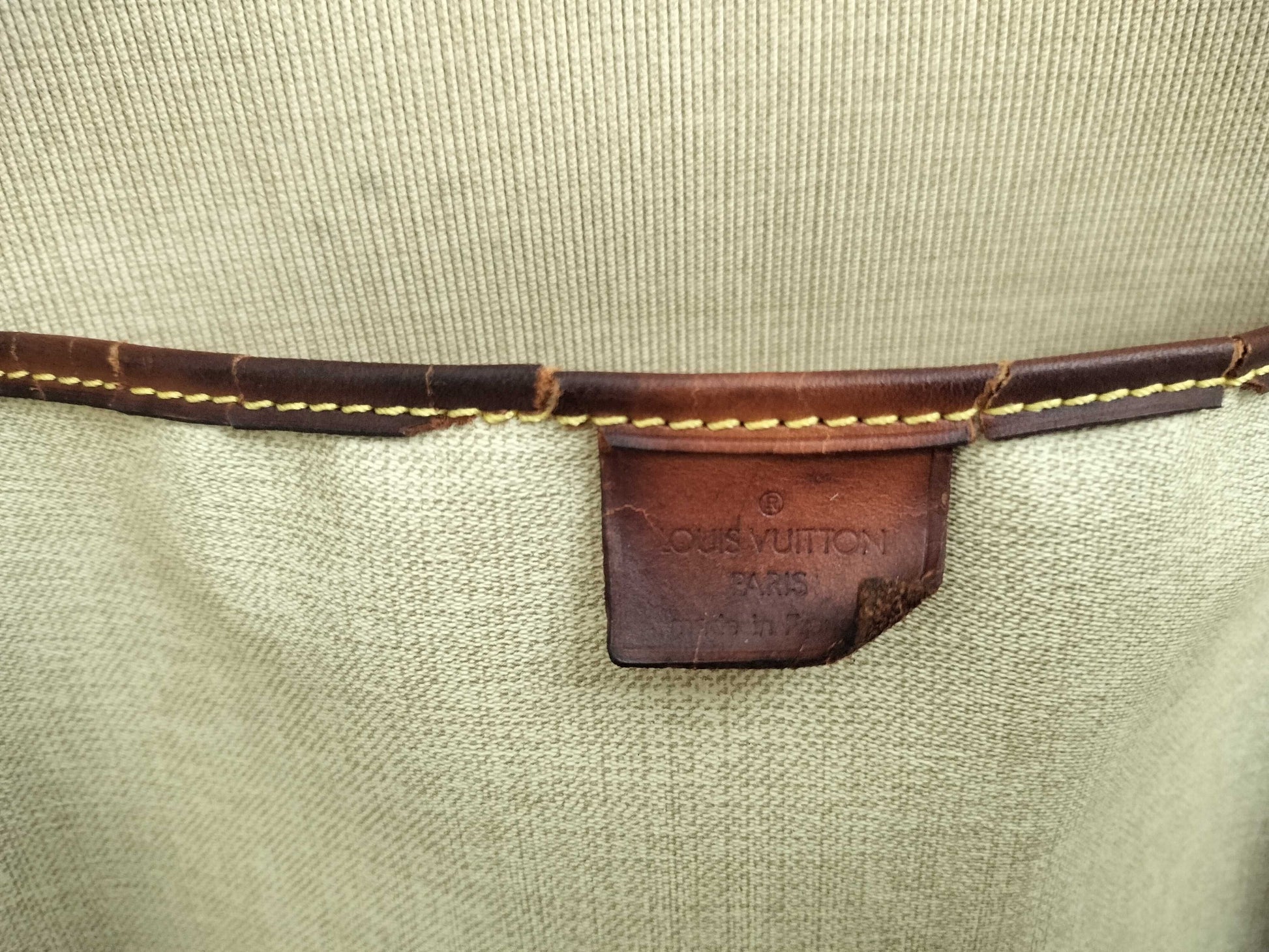 LOUIS VUITTON M41450 Monogram Excursion M41450 Monogram Handbag