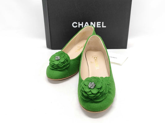 CHANEL Camellia Felt Pumps, Size 38C