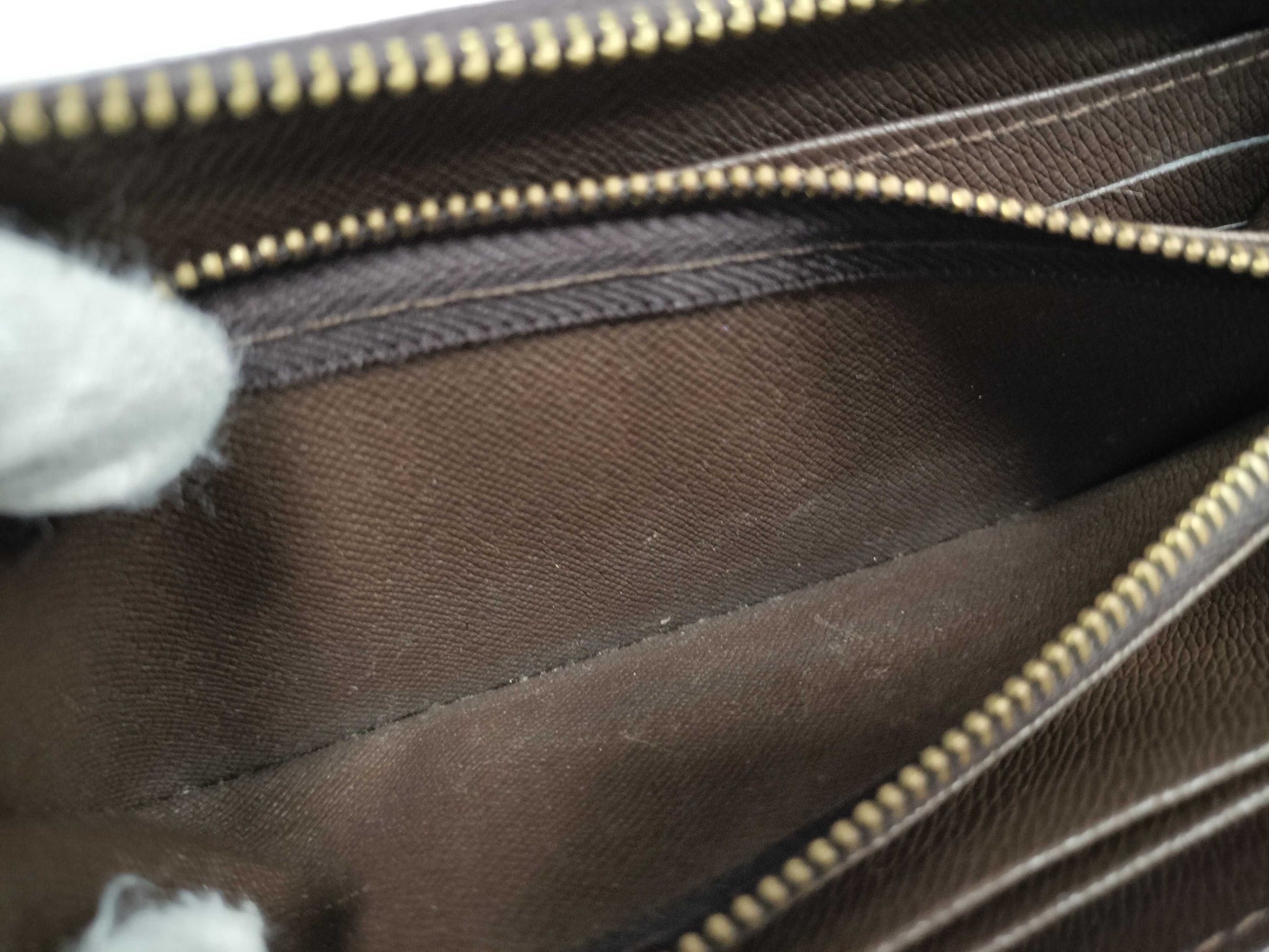 LOUIS VUITTON N60015 Damier LV Wallet