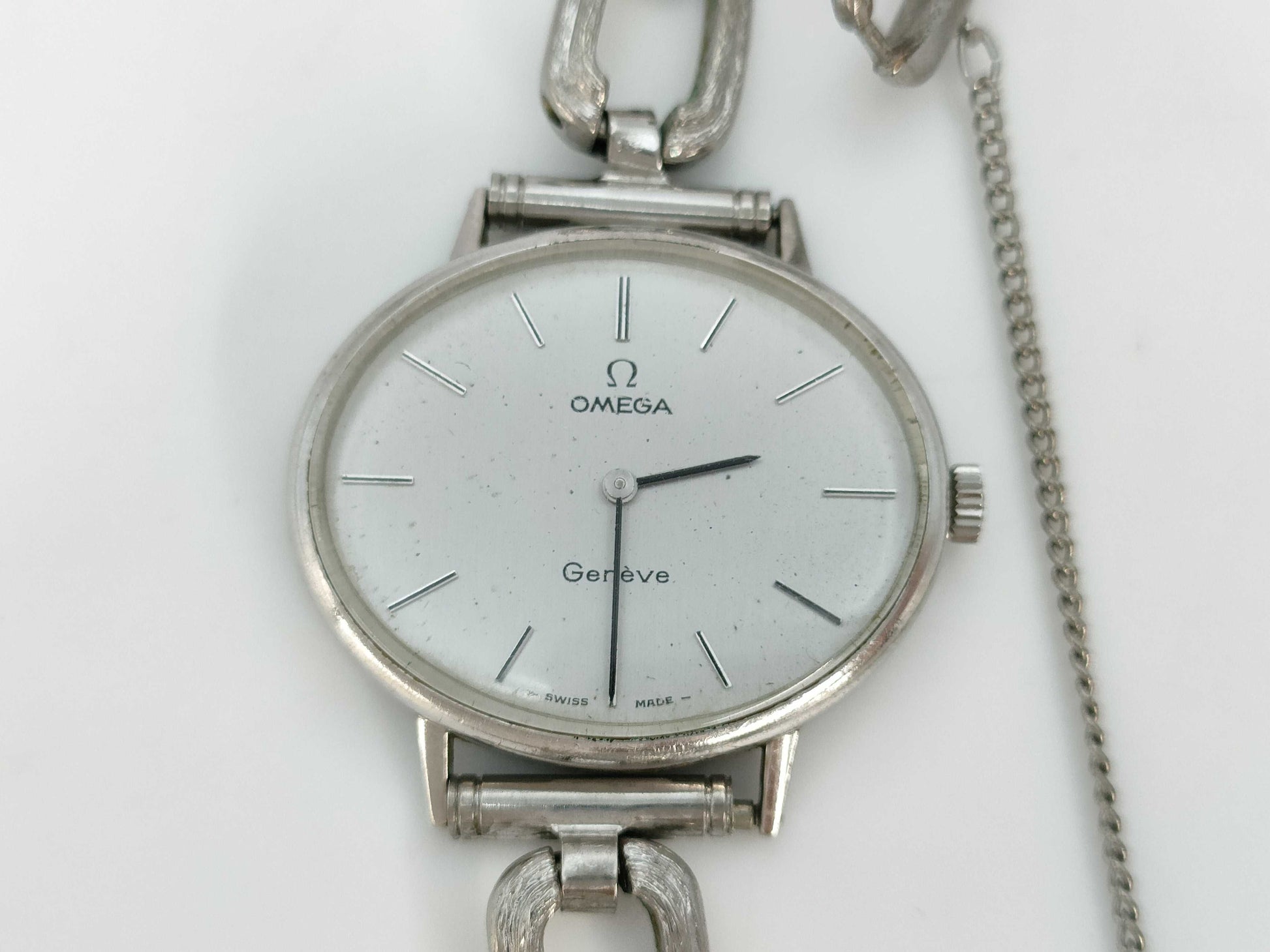 OMEGA Hand-wound Unmoving Boys' Watch