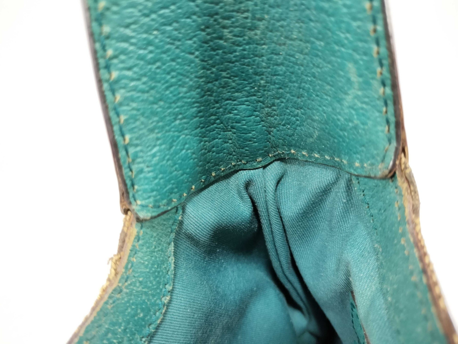 GUCCI GG Canvas Gucci Shoulder Bag