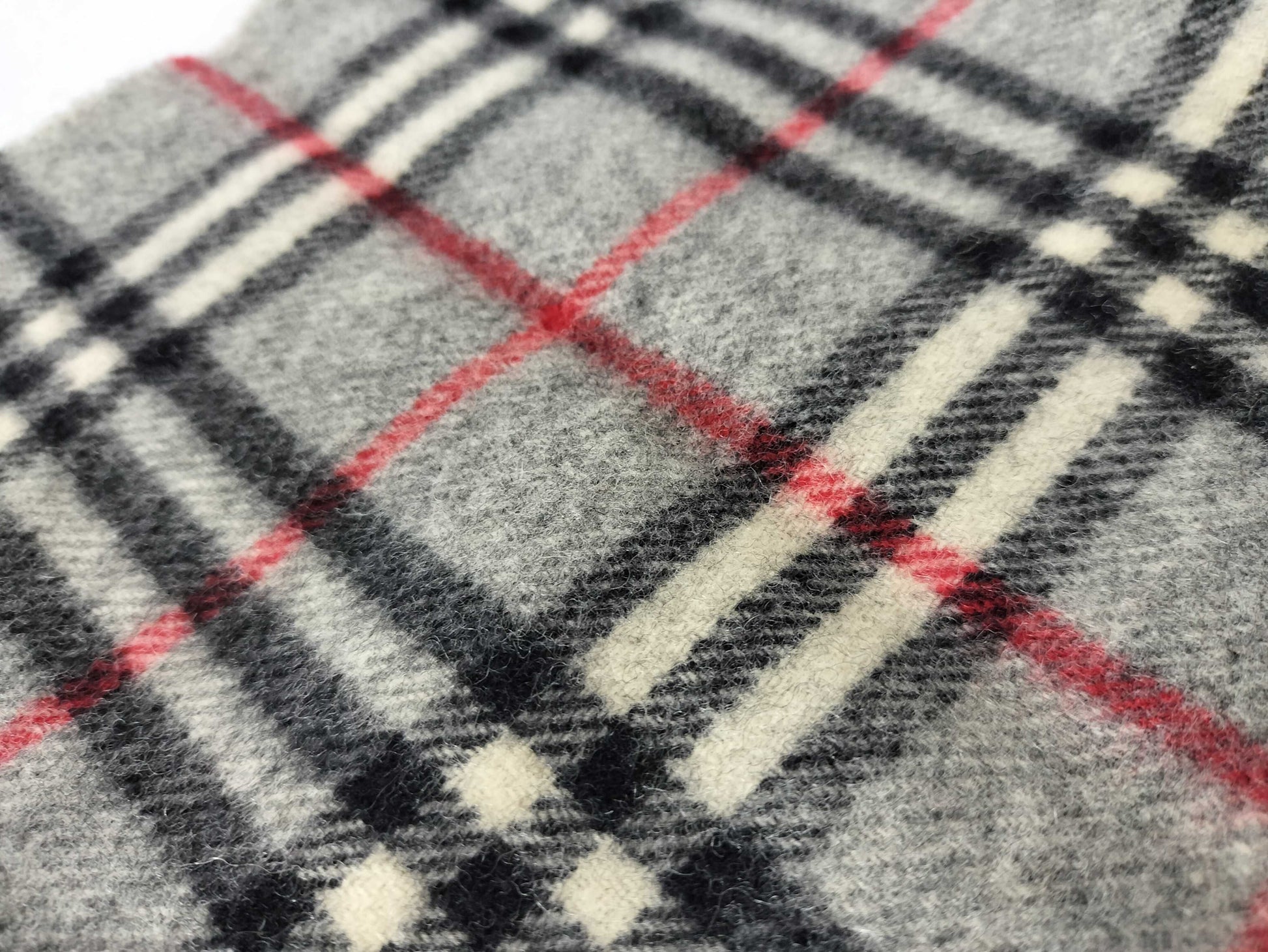 BURBERRY 3-piece scarf