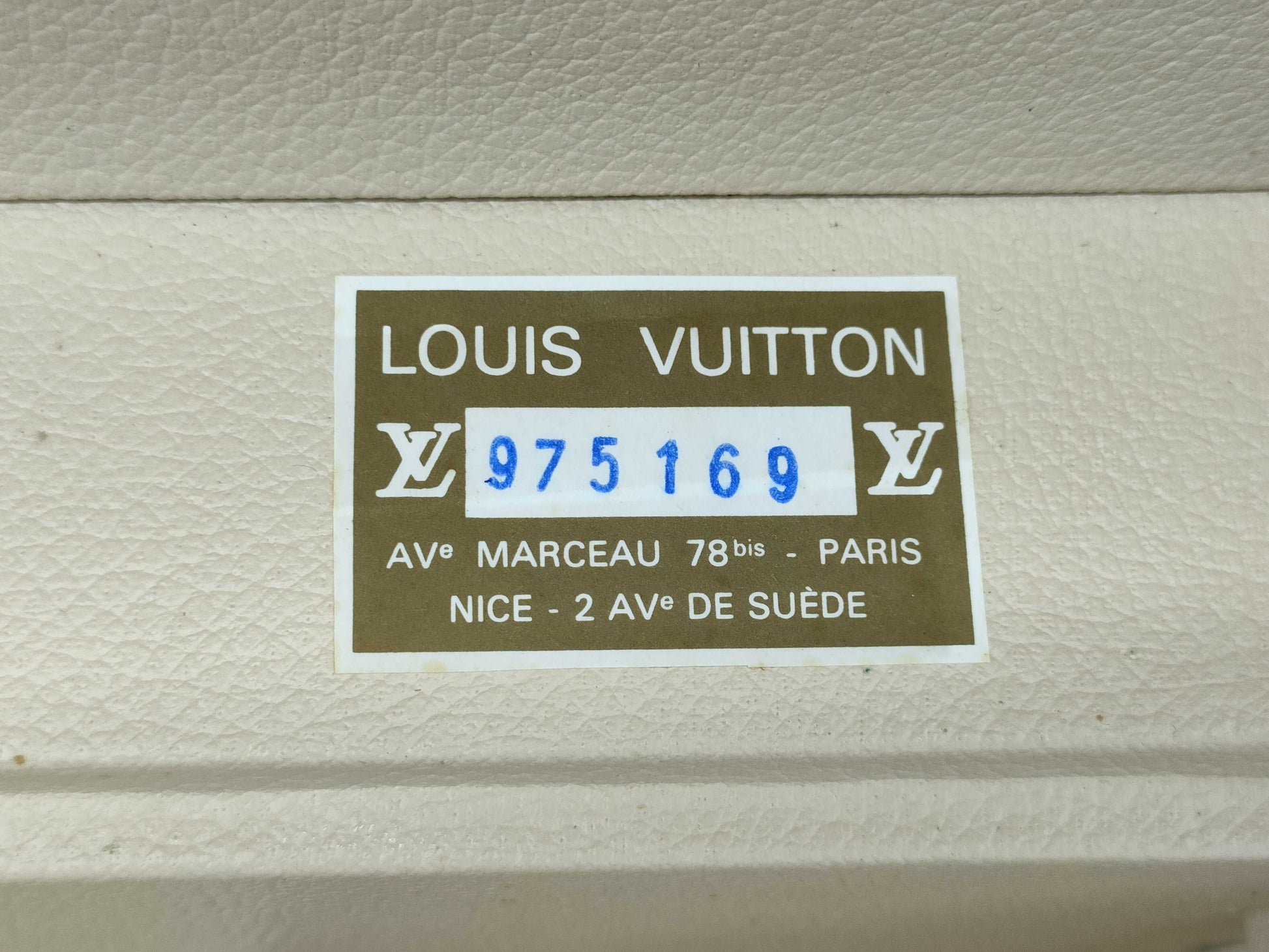 LOUIS VUITTON LV Trunk Case Bag