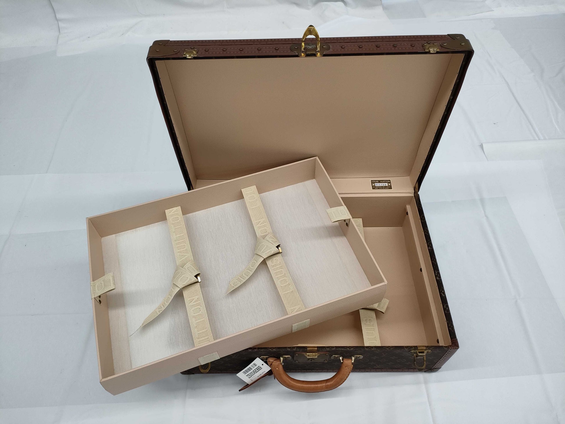 LOUIS VUITTON LV Trunk Case Bag