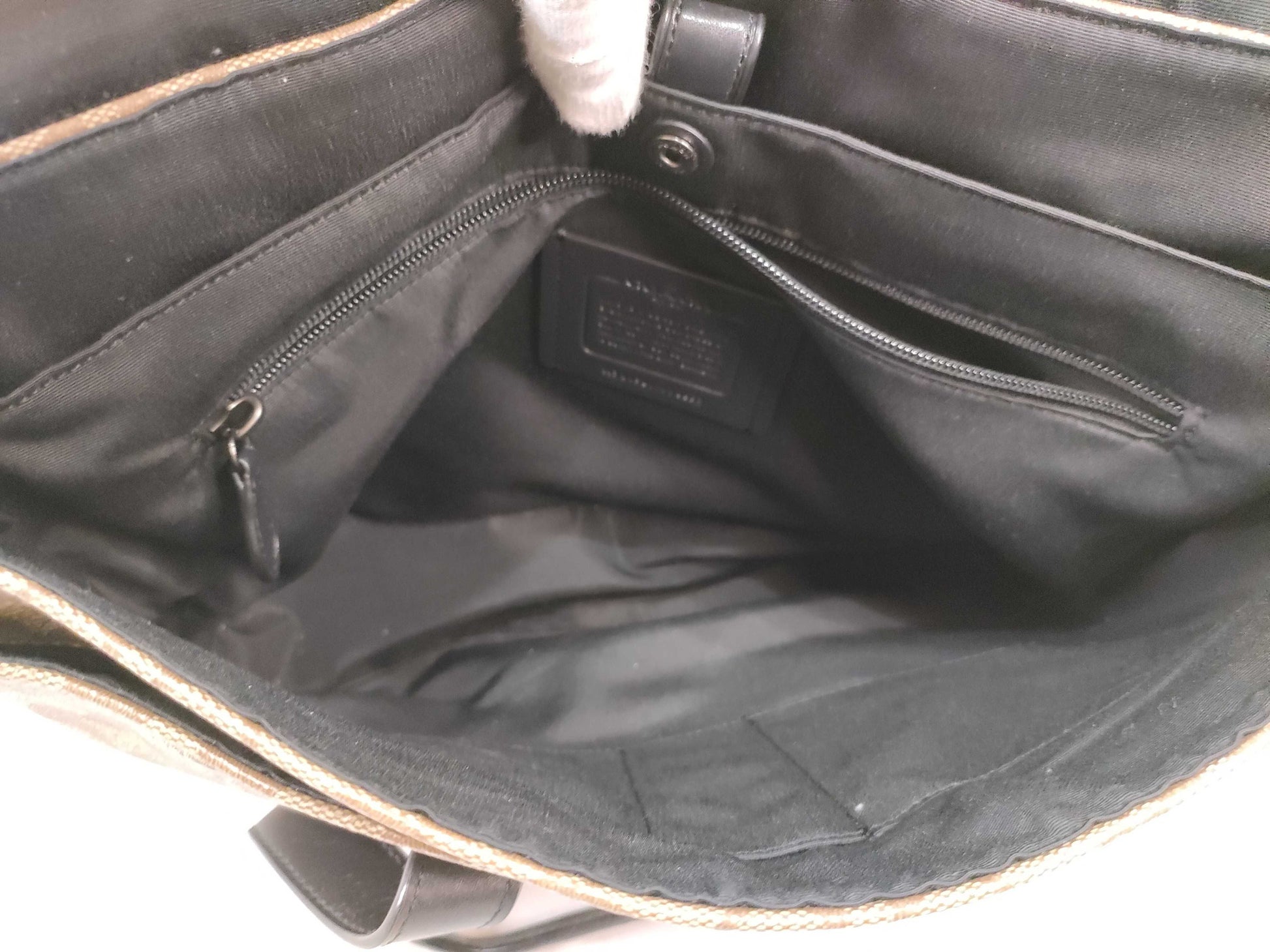 COACH Signature 5-Piece Coach Handbag