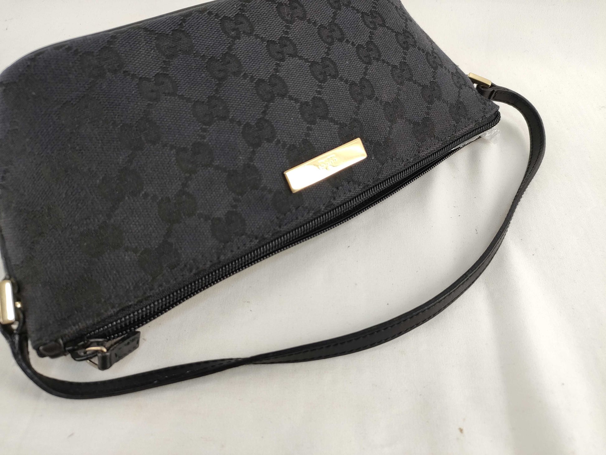 GUCCI Gucci Accessory Pouch Black Pouch
