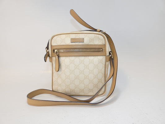 GUCCI GG Supreme Leather Shoulder Bag