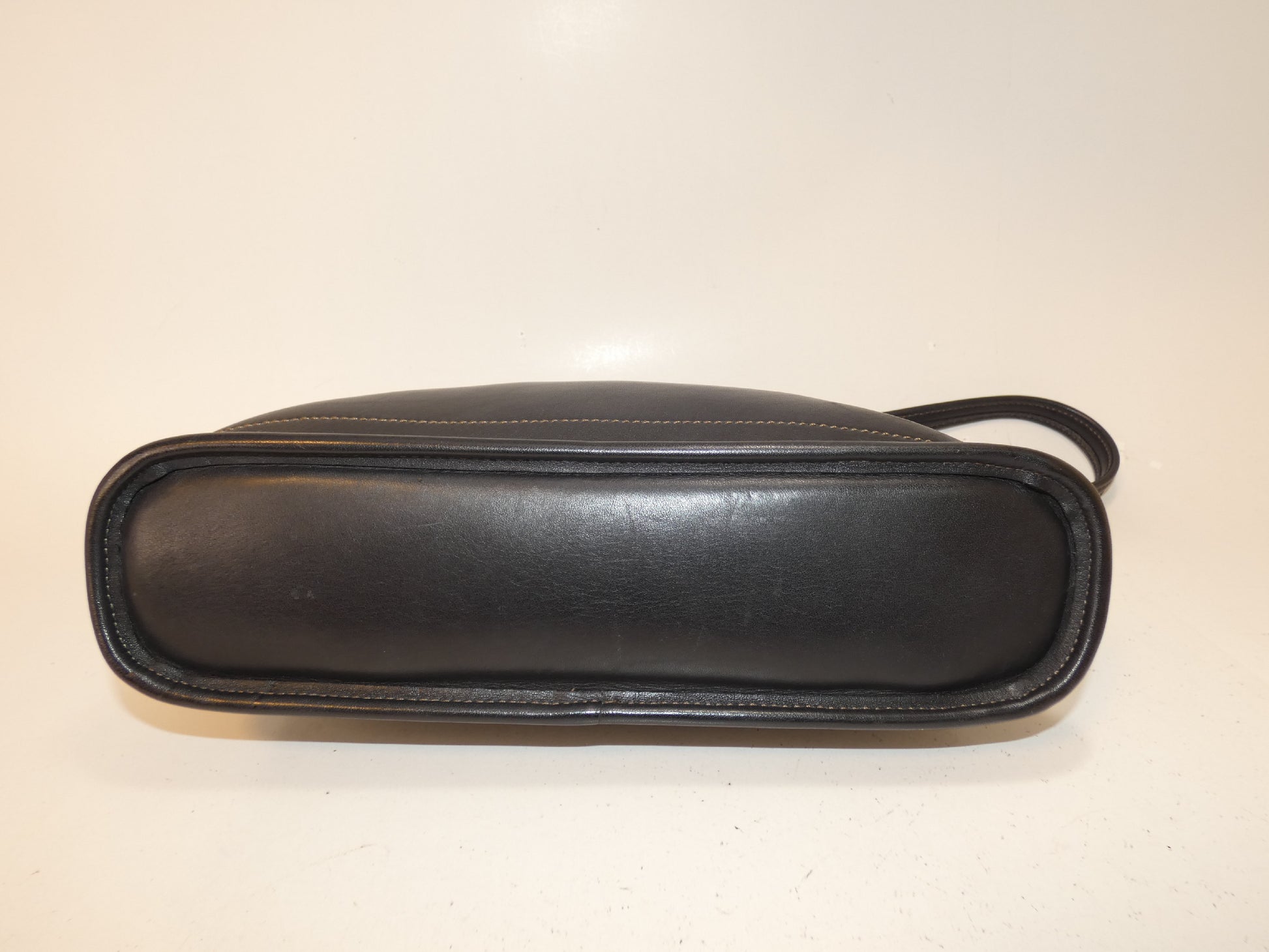 COACH all-leather black one-shoulder shoulder bag
