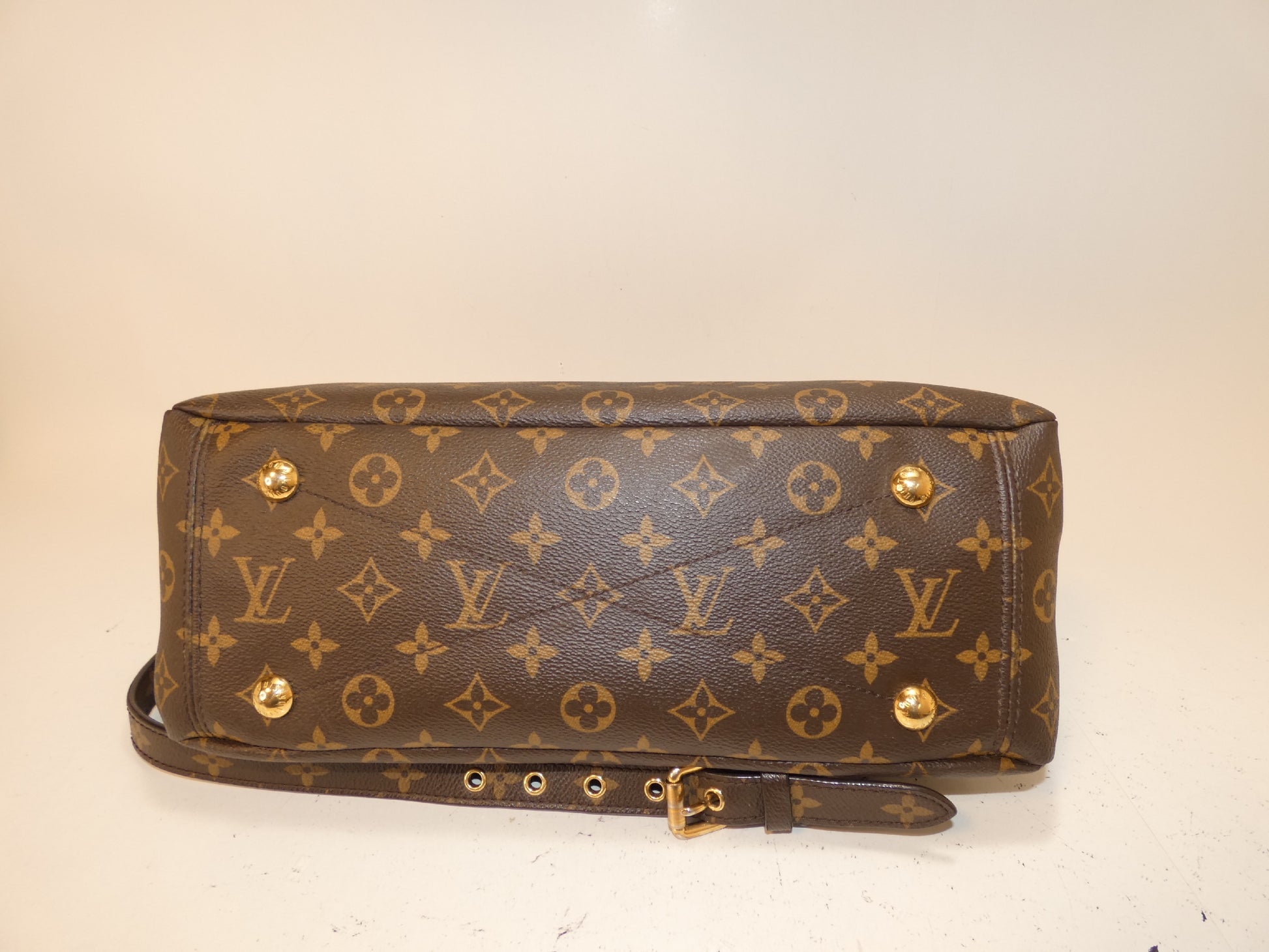 LOUIS VUITTON 2-way Pallas Monogram Hand Shoulder Bag