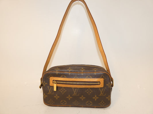 LOUIS VUITTON Pochette Cite Monogram One-Hand One-Shoulder Shoulder Bag