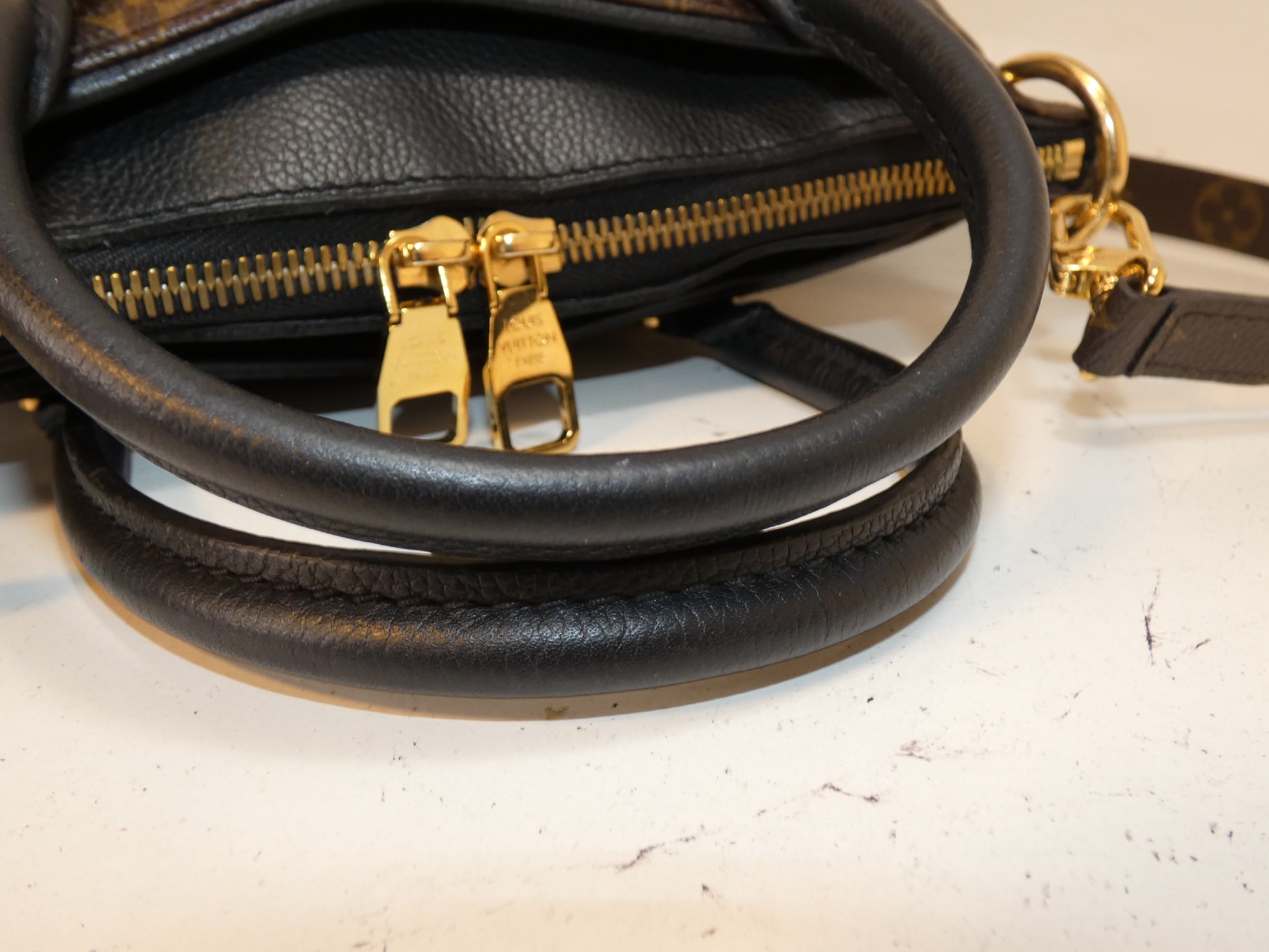 LOUIS VUITTON 2-way Pallas Monogram Noir Hand Shoulder Bag