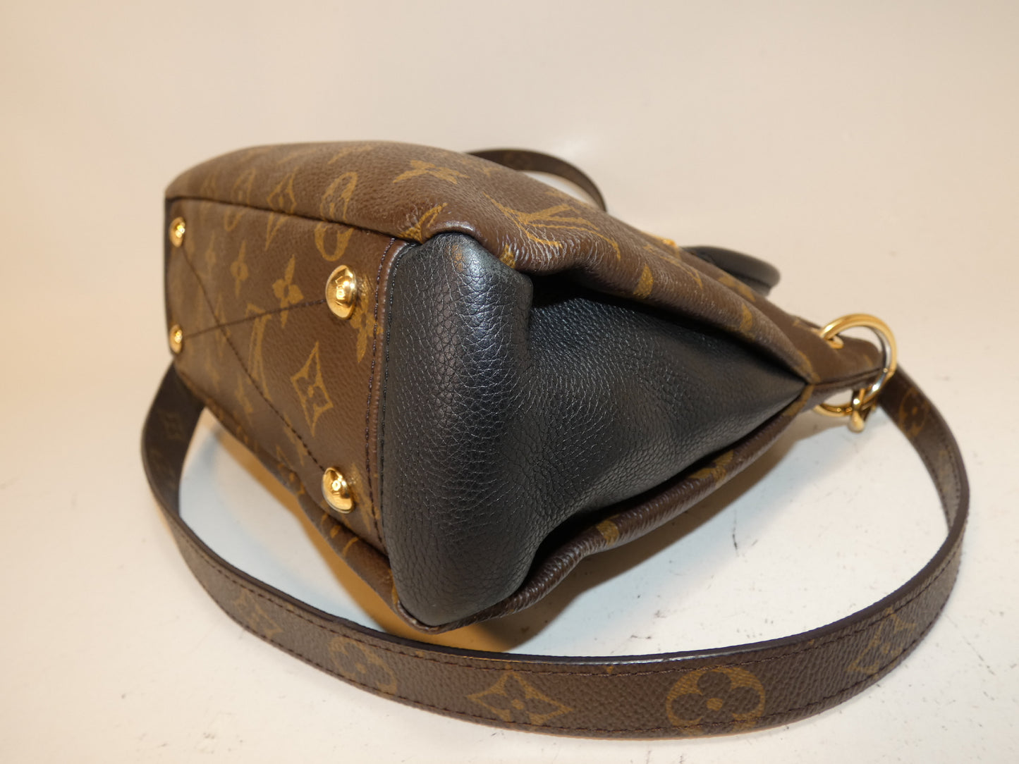 LOUIS VUITTON 2-way Pallas Monogram Noir Hand Shoulder Bag