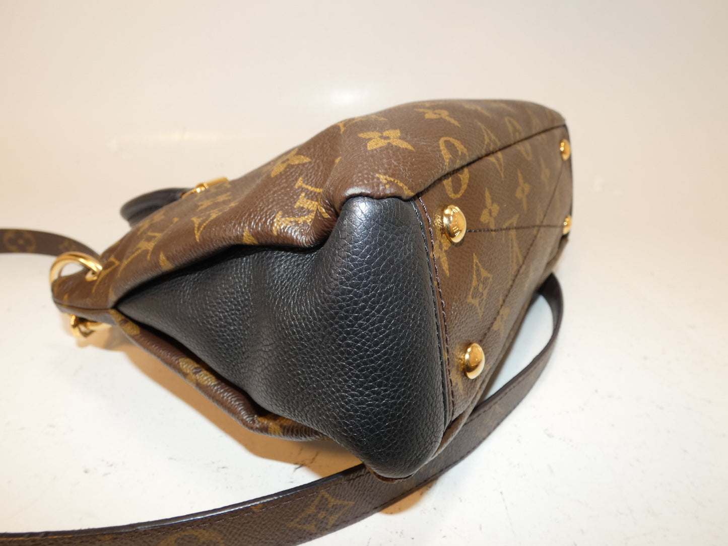 LOUIS VUITTON 2-way Pallas Monogram Noir Hand Shoulder Bag
