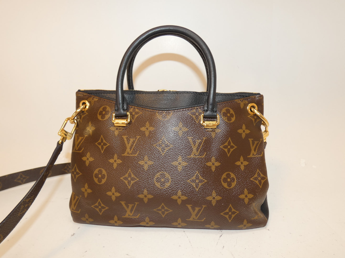LOUIS VUITTON 2-way Pallas Monogram Noir Hand Shoulder Bag