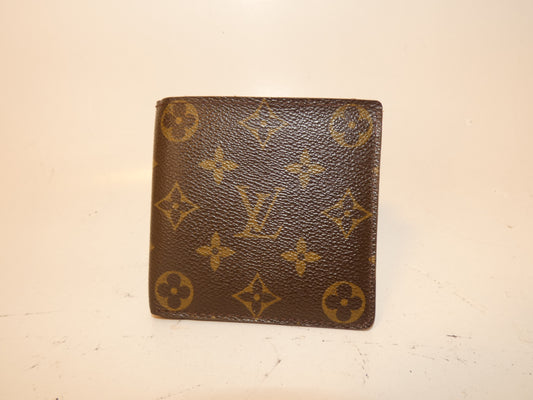 LOUIS VUITTON Marco Monogram Folding Wallet