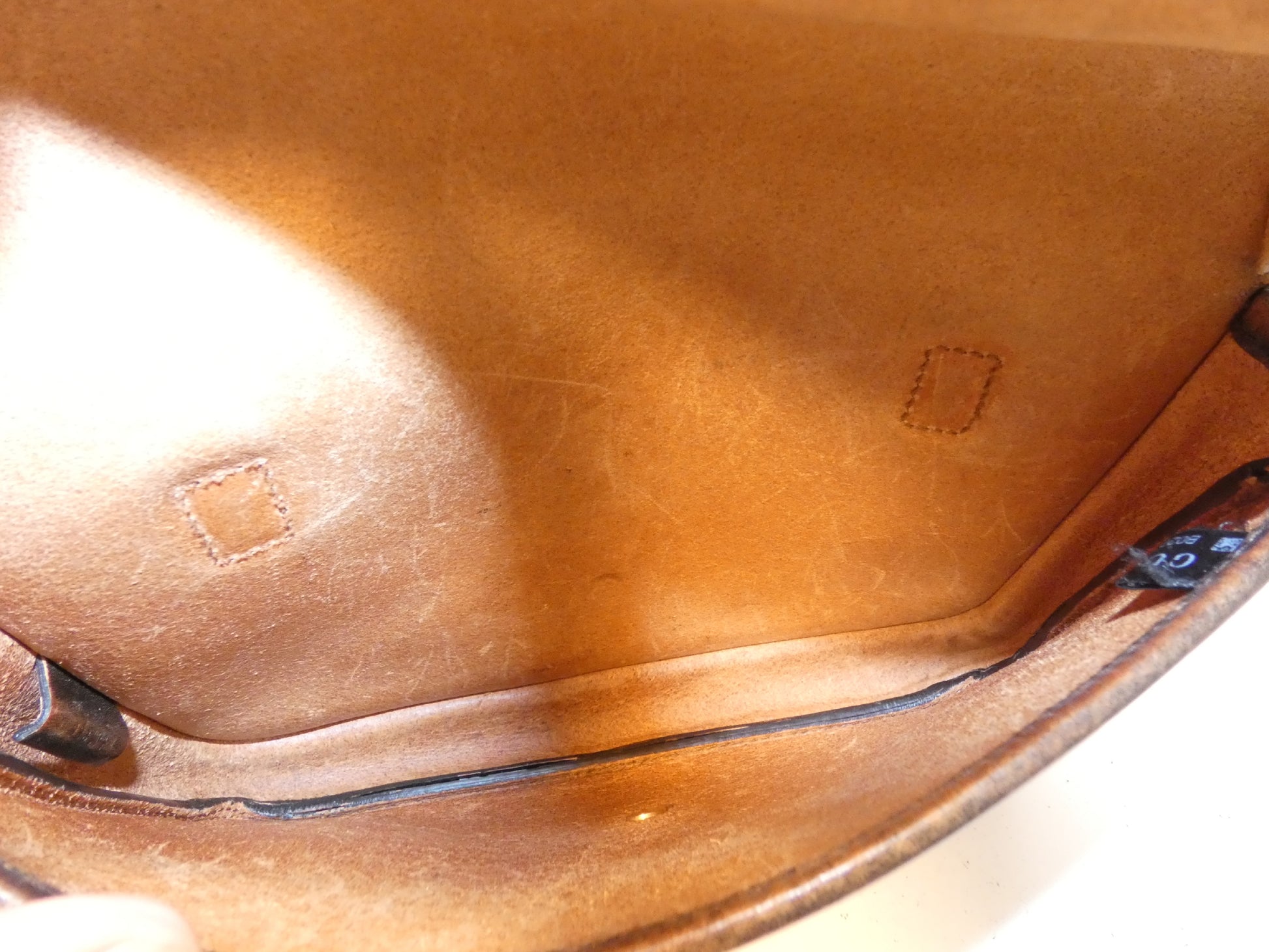 GUCCI All Leather Vintage Interlocking Dark Brown Shoulder Bag