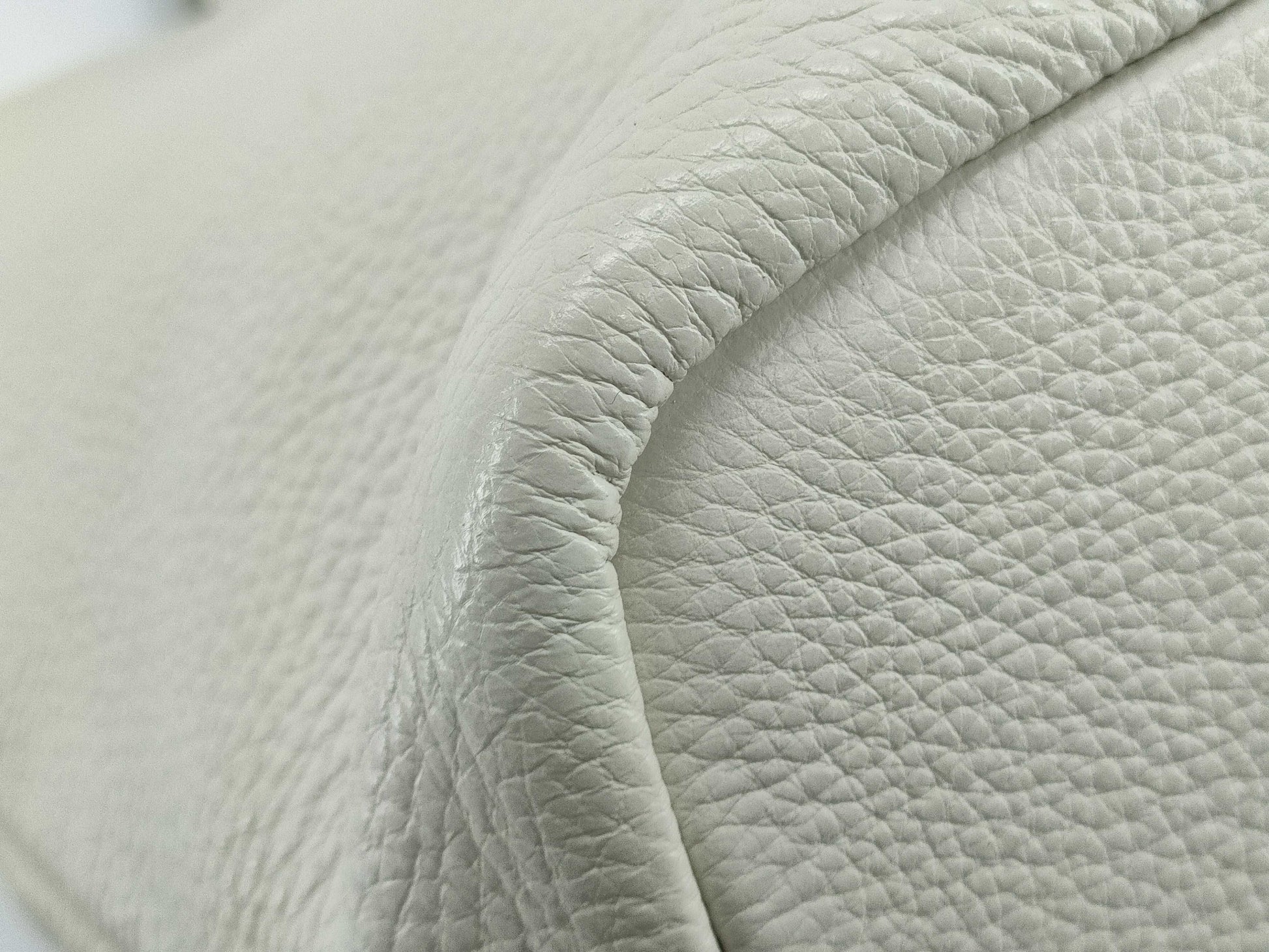 PRADA Prada Vitello Dino Soft Handbag 1BG384 Handbag